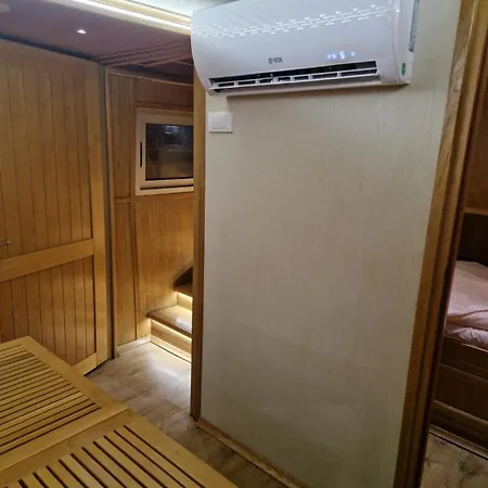 Free Boat Belgrad