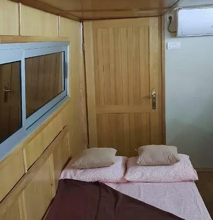Botel Free Boat