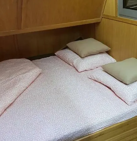 Free Boat * Belgrado